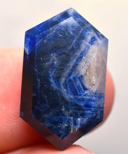 Bi Colour Sapphire Cut Gemstone